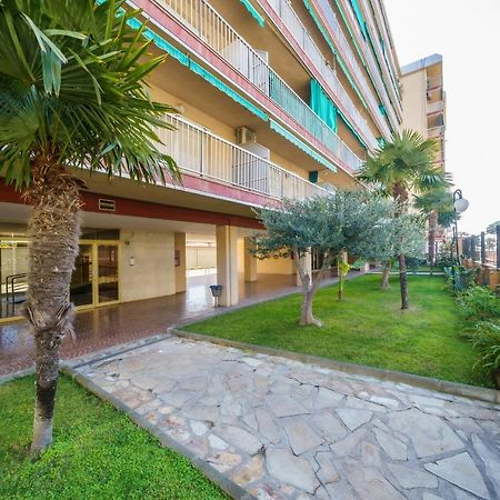 Homeholidaysrentals Nice - Costa Barcelona Malgrat de Mar Bagian luar foto