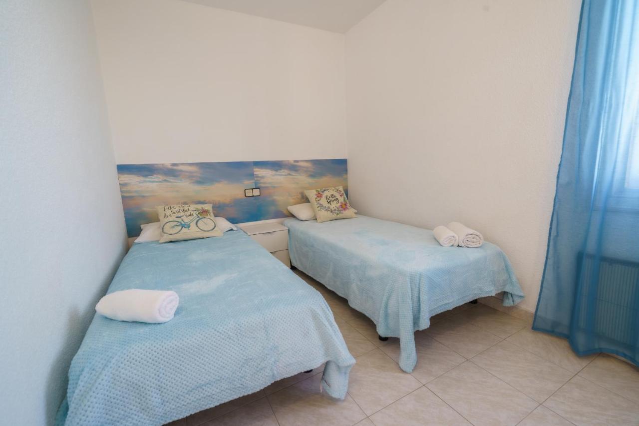 Homeholidaysrentals Nice - Costa Barcelona Malgrat de Mar Bagian luar foto