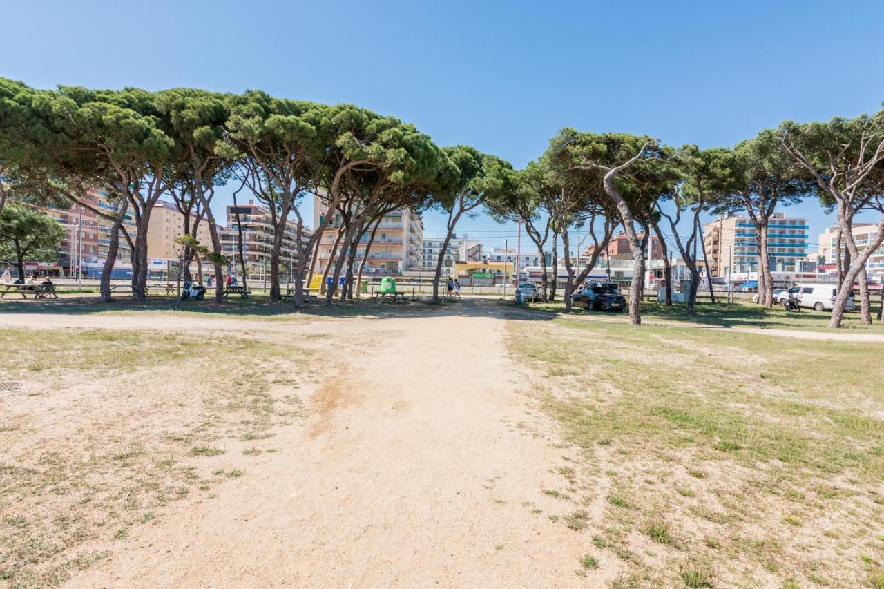 Homeholidaysrentals Nice - Costa Barcelona Malgrat de Mar Bagian luar foto