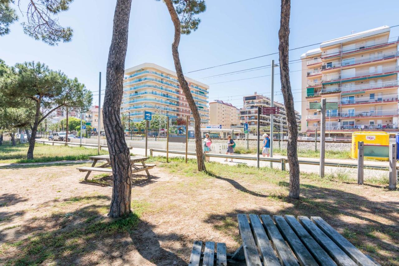 Homeholidaysrentals Nice - Costa Barcelona Malgrat de Mar Bagian luar foto