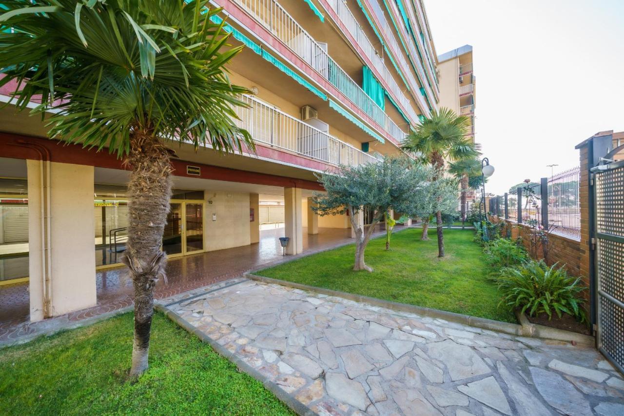 Homeholidaysrentals Nice - Costa Barcelona Malgrat de Mar Bagian luar foto