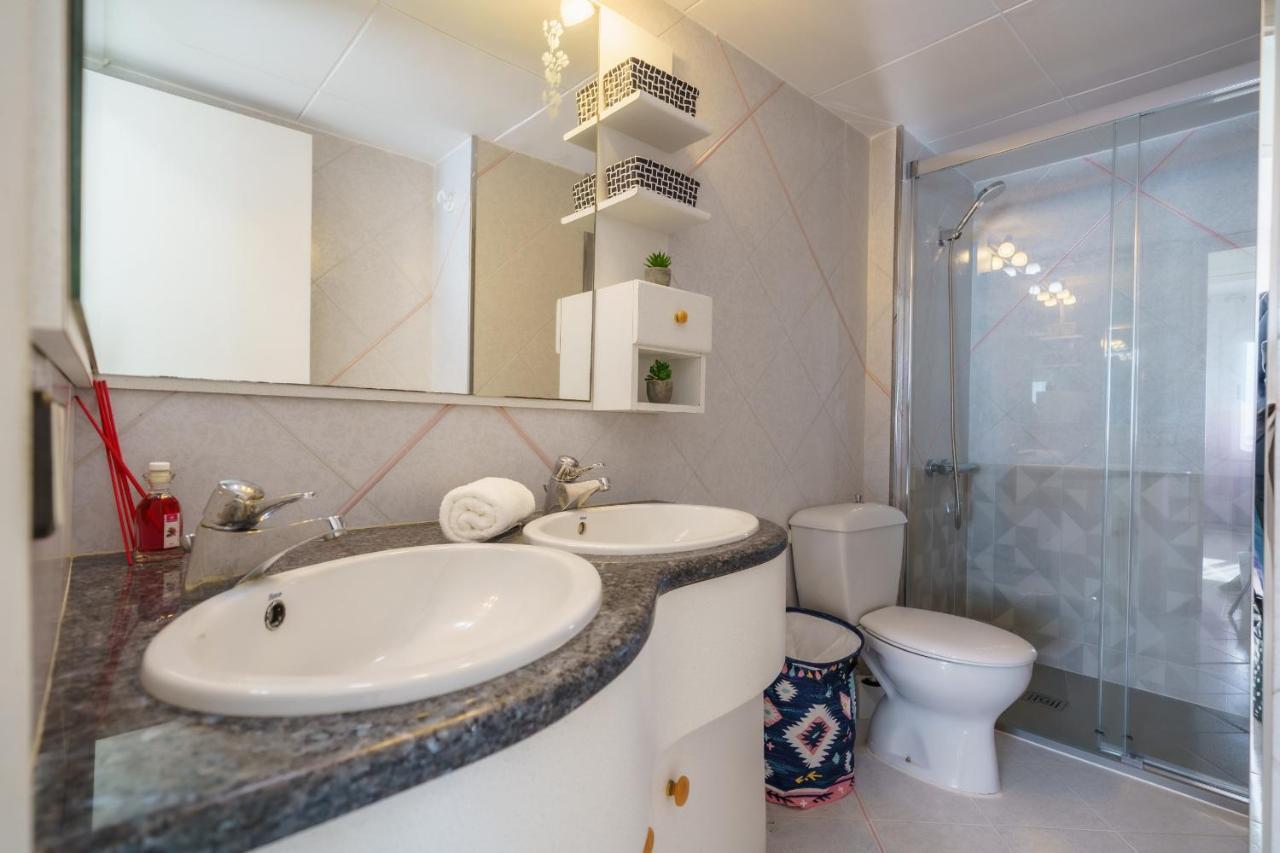 Homeholidaysrentals Nice - Costa Barcelona Malgrat de Mar Bagian luar foto